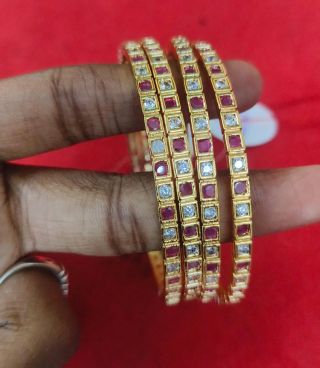2.6 Bangles 260187