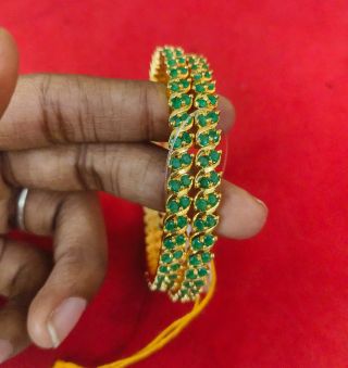 2.6 Bangles 260190