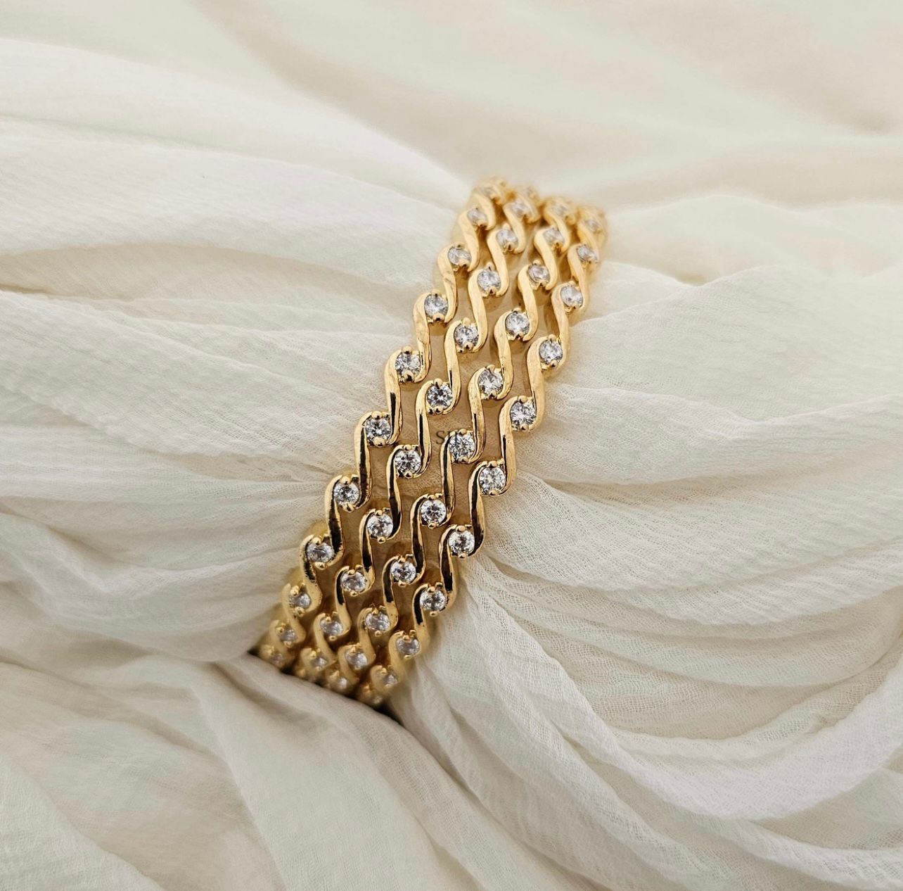 2.4 Iympon Bangle 4i0028