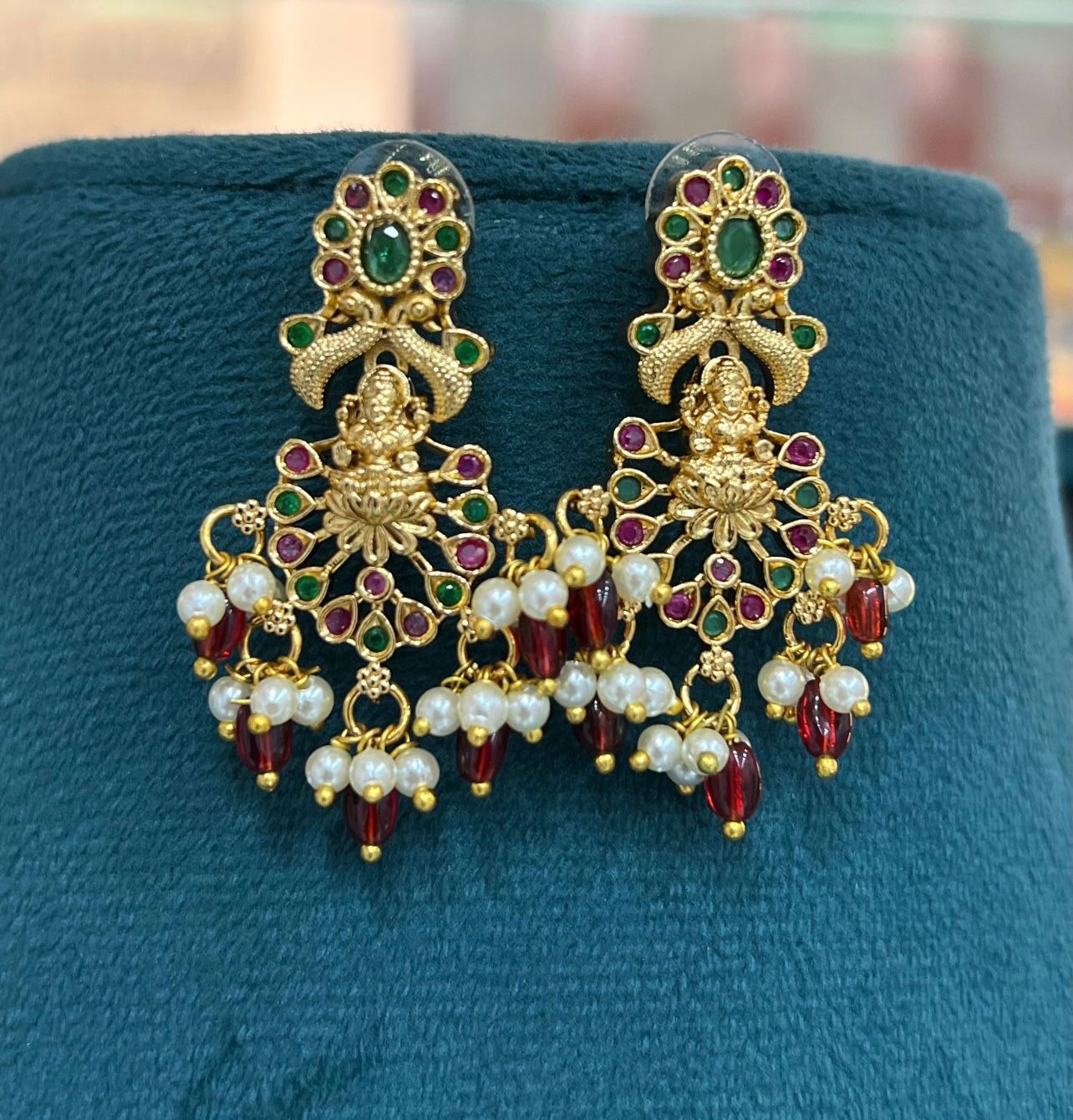 Lakshmi Matti Ear Ring Red Drops Se0037