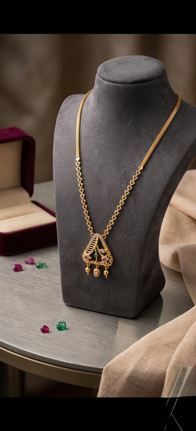 Triangle Forming Necklace Multi Nf0030