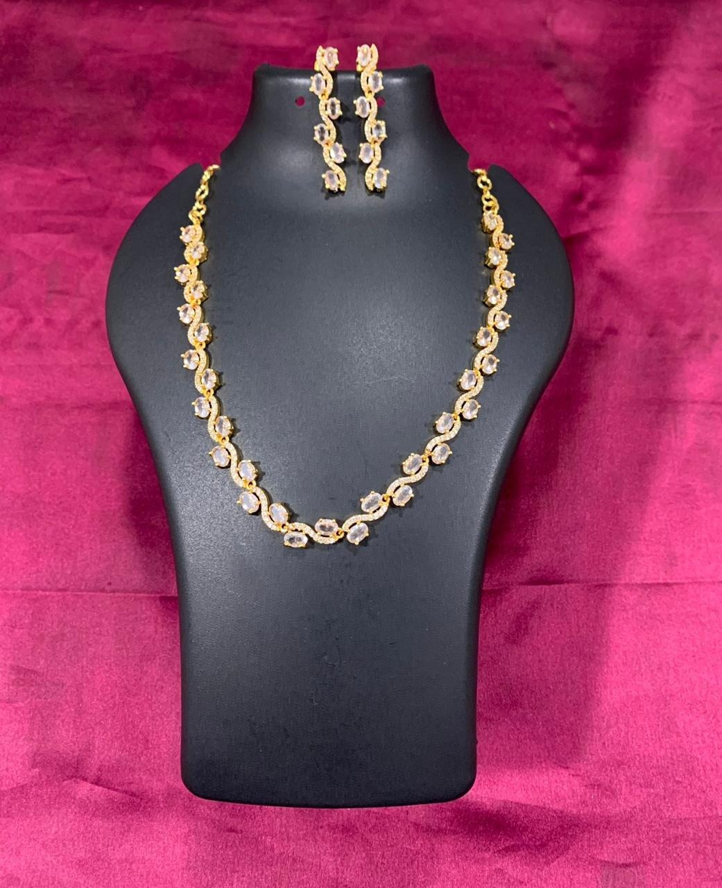 Ad Stone Leaf Model Necklace With Ear Ring White Stone An0043