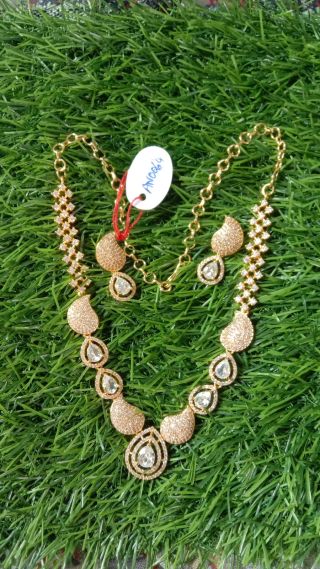 Ad Stone Necklace With Ear Ring An0064