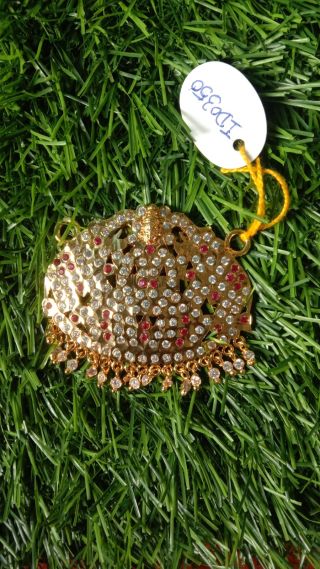 Iympon  Lakshmi Dollar Id0350 White With Pink  165 Stone