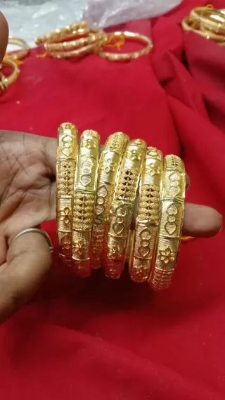 2.4 Bangle 240181