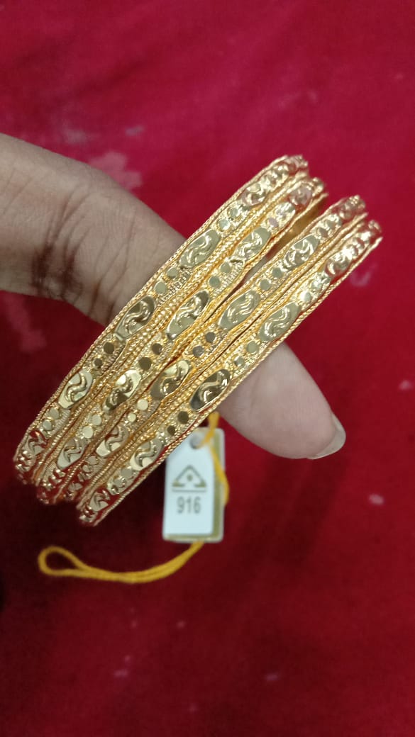 2.10 Bangles 2100024