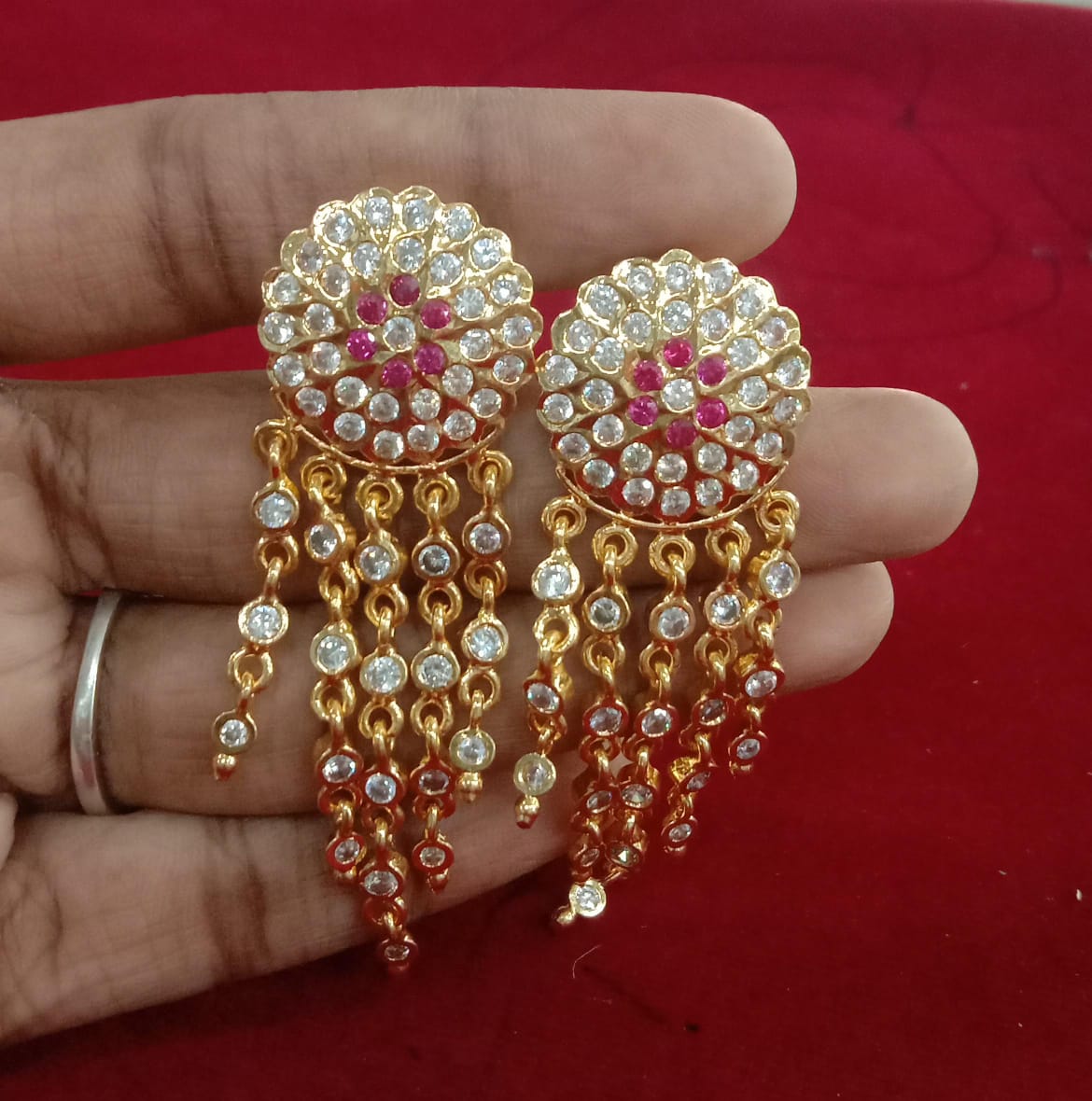 Iympon Earing