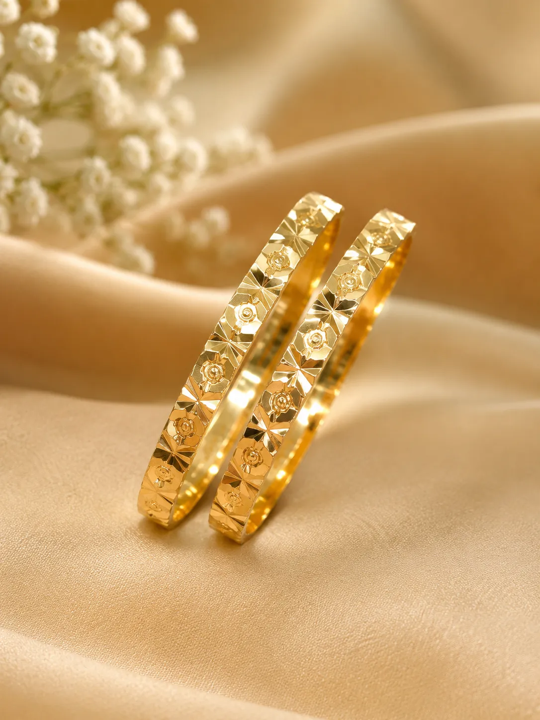 2.8 Bangles