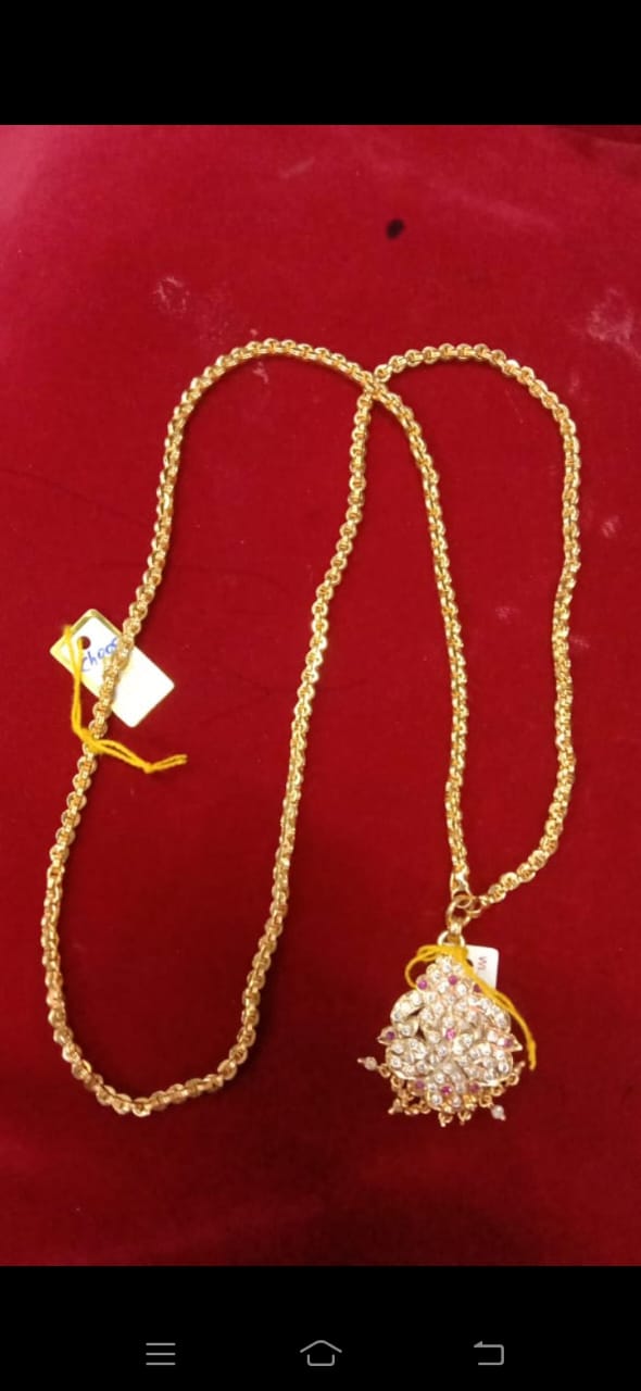 Thirty Inch Dollar Chain