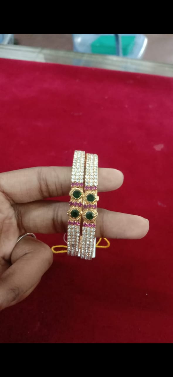 2.2 Bangles