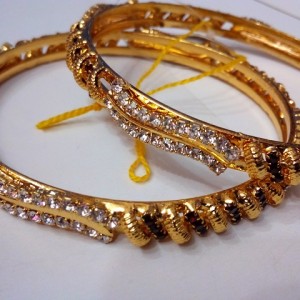 Bangle 024 Gold Covering
