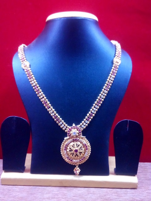 Aram 002 Gold Covering