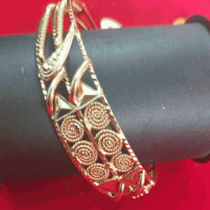 Bracelet Model Bangle