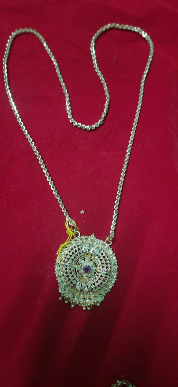 Dollar Chain