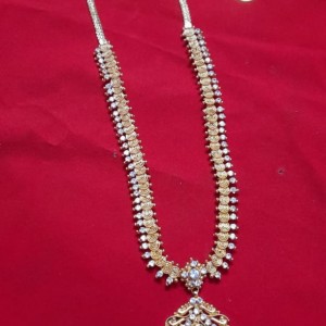 White Stone Gold Aaram