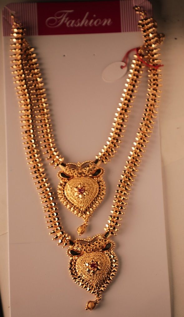 Aaram Necklace Set