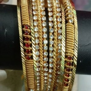 Bangles-425911