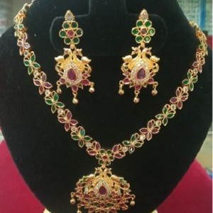 Necklace-800782