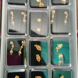 12 Piece Ear Ring Box