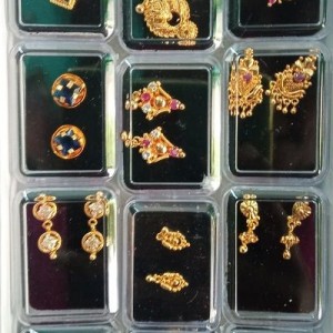 12 Piece Ear Ring box