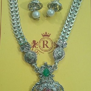 Fancy Necklace Set