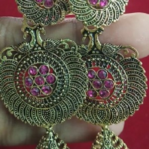 Fancy Earing