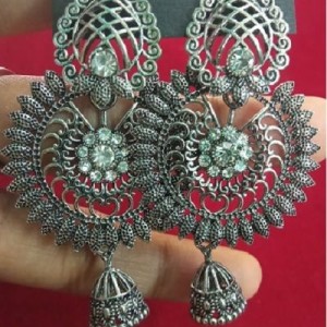 Fancy Earing