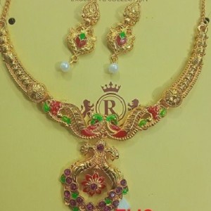 Fancy Necklace Set