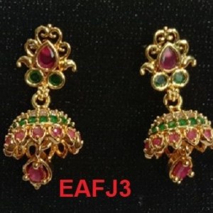 Twinkling Ear Ring