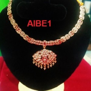 Sizzling Iympon Necklace