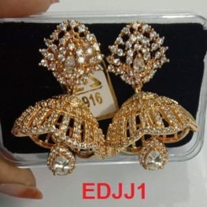 Classy Ear Ring