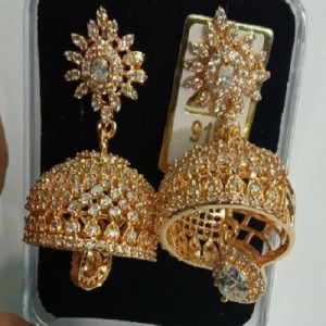Classy Ear Ring