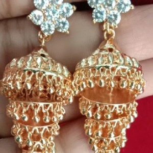 Sizzling Ear Ring