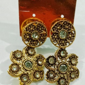 Fancy Earing