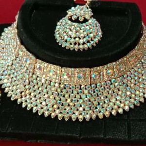 Fancy necklace set