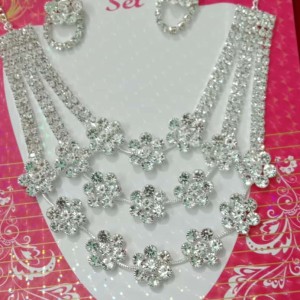 Necklace set