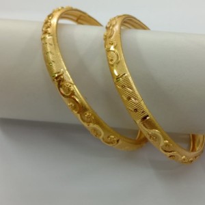 BANGLES