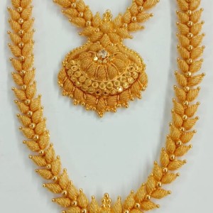 Aaram Necklace
