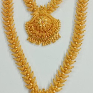 Aaram Necklace